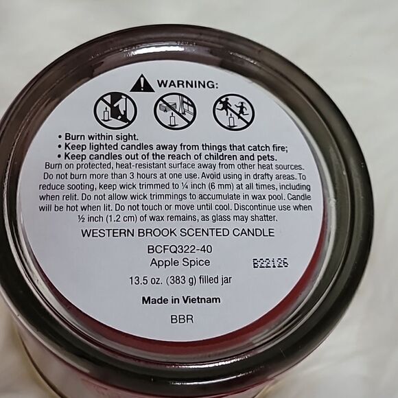 Western Brook APPLE SPICE Scented Candle 13.5 OZ - 383 G - Picture 4 of 4